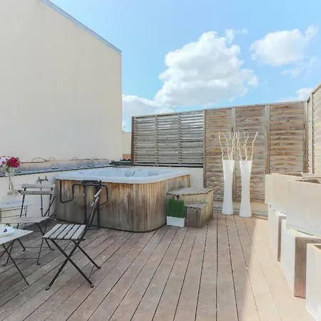 Peace&loft: Jacuzzi & Terrasse Versay