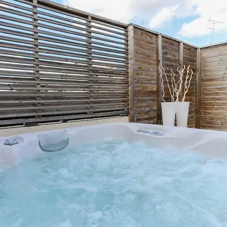Daire Peace&loft: Jacuzzi & Terrasse Versay