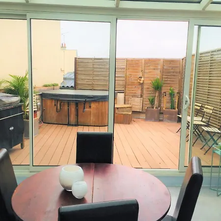 Daire Peace&loft: Jacuzzi & Terrasse Versay